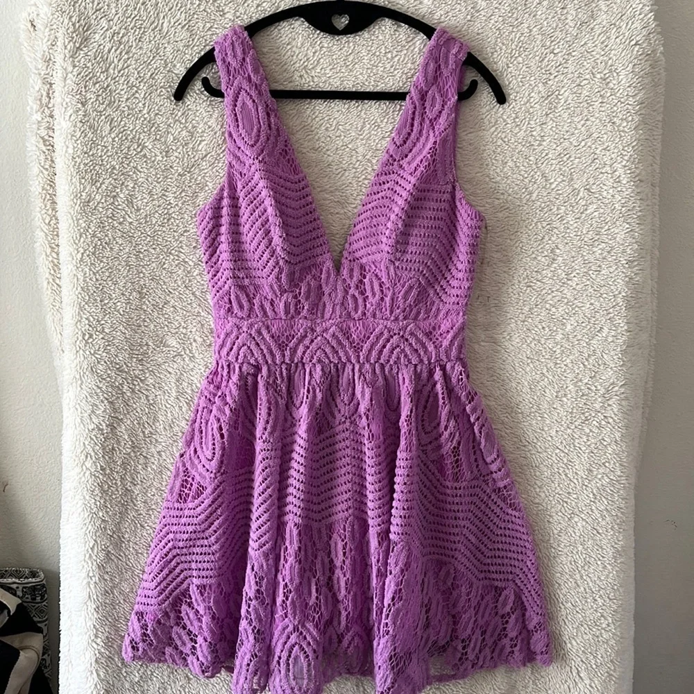 𝅺nwt Purple lace Dress
